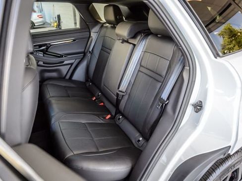 Used 2023 Land Rover Range Rover Evoque R-Dynamic SE AWD/4WD image 37