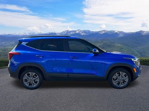 Used 2024 Kia Seltos S image 6