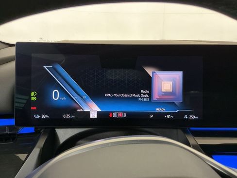 Certified 2024 BMW i5 eDrive40i w/ Premium Package image 11