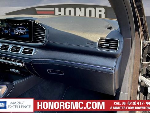 Used 2021 Mercedes-Benz GLS 580 4MATIC image 27