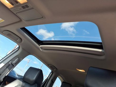 Used 2022 Honda CR-V EX-L image 8