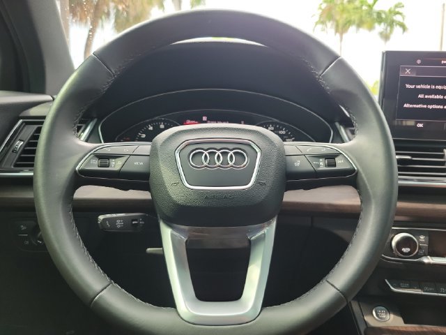 Used 2023 Audi Q5 2.0T Premium w/ Convenience Package AWD/4WD image 21