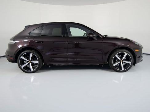 Certified 2024 Porsche Macan S image 11