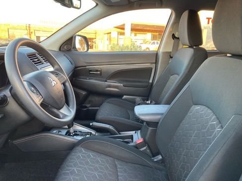 Used 2023 Mitsubishi Outlander Sport ES image 10