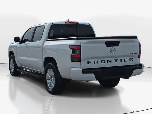Used 2024 Nissan Frontier SV w/ SV Convenience Package image 7