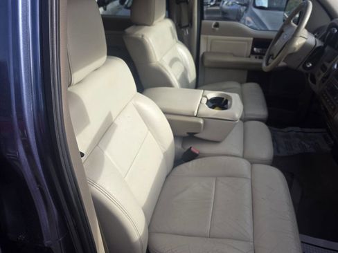 Used 2004 Ford F150 Lariat image 9