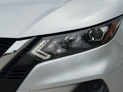 Used 2020 Nissan Rogue Sport S FWD image 10