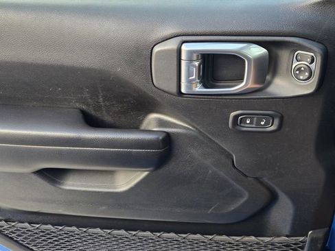 Used 2021 Jeep Wrangler Unlimited Sport image 25