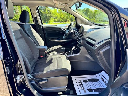 Used 2019 Ford EcoSport SE image 30