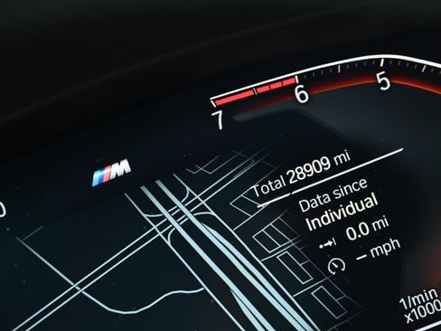 Certified 2022 BMW 530i 530i w/ M Sport Package image 24