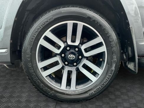 Used 2018 Toyota 4Runner Limited AWD/4WD image 10