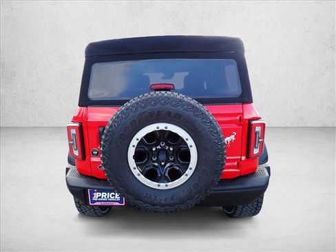 Used 2021 Ford Bronco Badlands AWD/4WD image 3