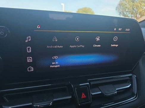 Used 2024 Chevrolet TrailBlazer RS w/ Convenience Package image 21