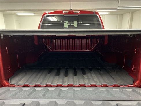 Certified 2024 Chevrolet Colorado LT w/ LT Convenience Package II image 25