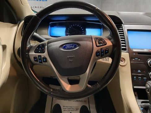 Used 2013 Ford Taurus SEL image 11