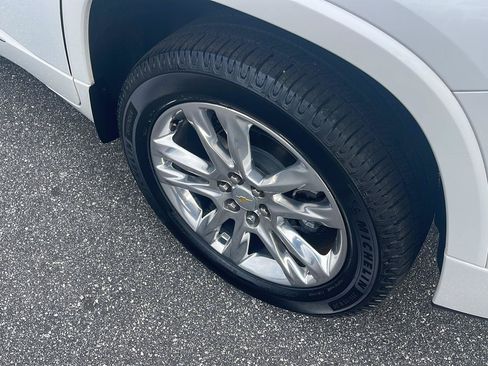 Used 2019 Chevrolet Traverse High Country w/ LPO, Floor Liner Package AWD/4WD image 6