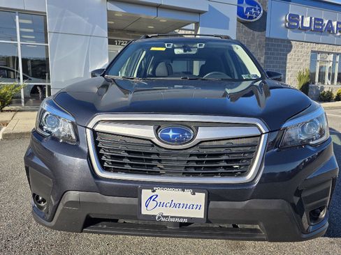 Used 2019 Subaru Forester Premium image 2