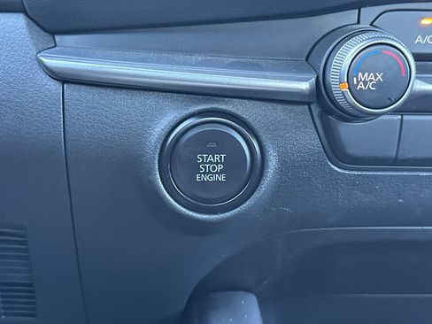 Used 2025 MAZDA MAZDA3 s image 21