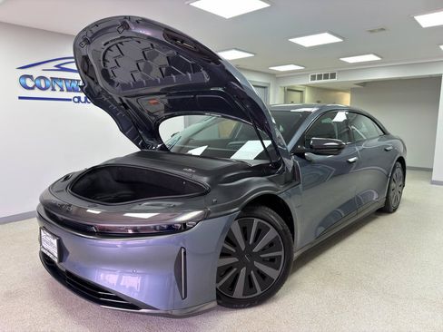 Used 2025 Lucid Air Pure RWD image 32