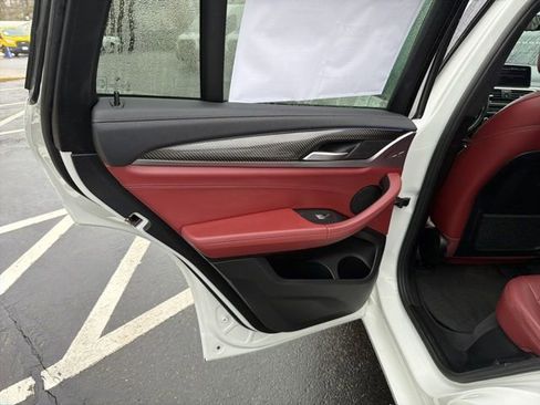 Used 2021 BMW X4 M40i image 24