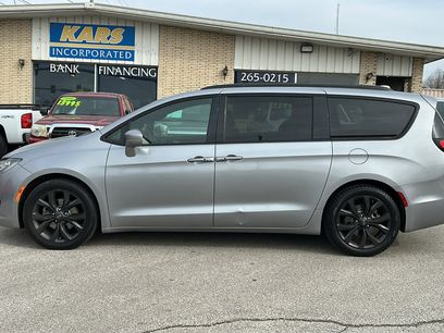 Used 2019 Chrysler Pacifica Touring Plus w/ S Appearance Package