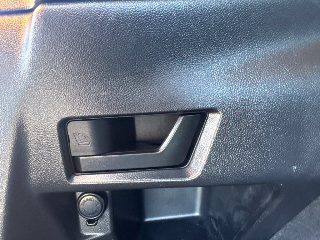 Used 2019 Subaru Outback 2.5i Touring AWD/4WD image 15