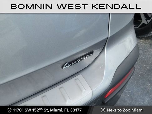 Used 2024 Volkswagen Taos S image 4