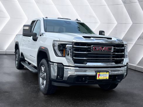 New 2026 GMC Sierra 2500 SLE w/ SLE Value Package; image 8