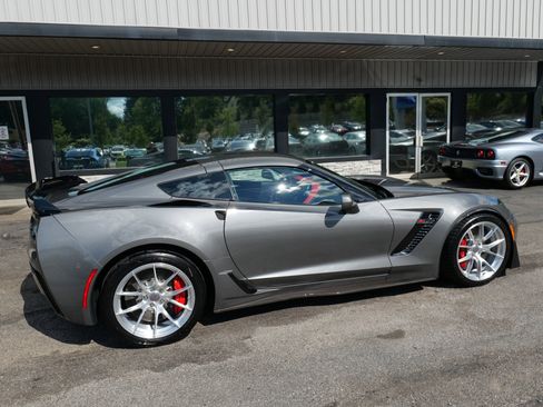 Used 2015 Chevrolet Corvette Z06 w/ Z07 Performance Package image 66