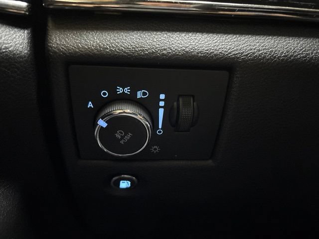 Used 2020 Jeep Grand Cherokee High Altitude AWD/4WD image 65