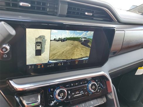 New 2025 GMC Sierra 2500 Denali Ultimate image 18