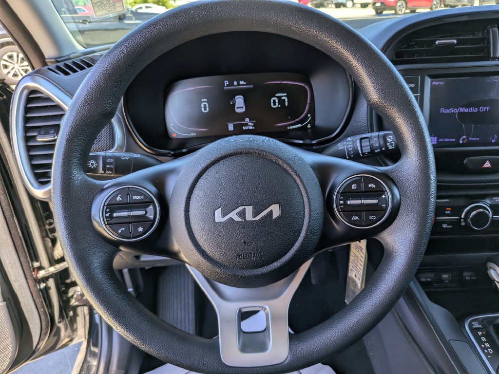 Certified 2023 Kia Soul LX FWD image 26