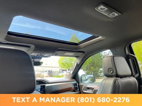 Used 2024 GMC Sierra 1500 Denali w/ Denali Reserve Package AWD/4WD image 28