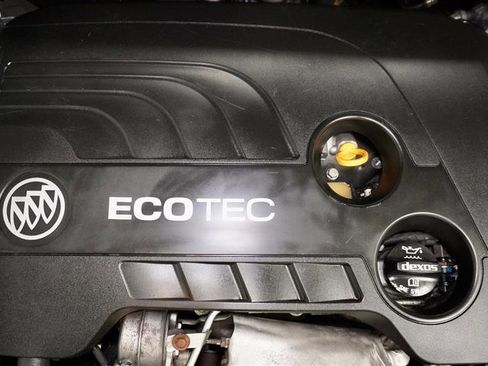 Used 2019 Buick Cascada Premium image 38