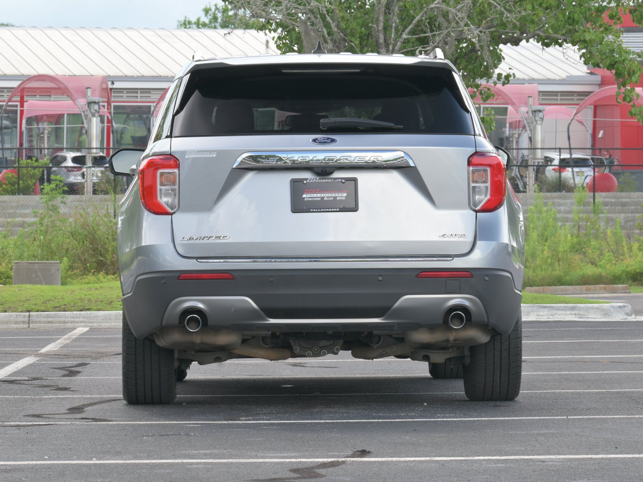 Used 2022 Ford Explorer Limited AWD/4WD image 36