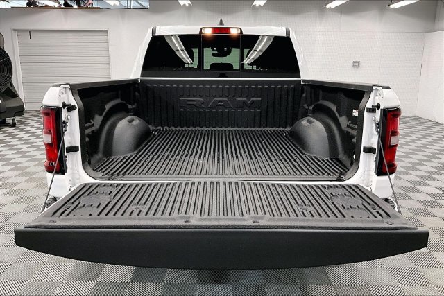 Used 2025 RAM 1500 Big Horn AWD/4WD image 33