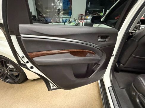 Used 2019 Acura MDX SH-AWD image 27