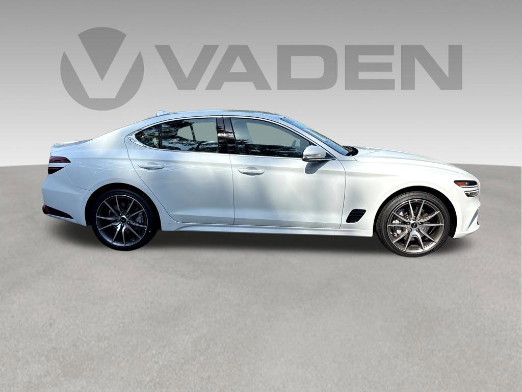 Used 2026 Genesis G70 2.5T RWD image 9