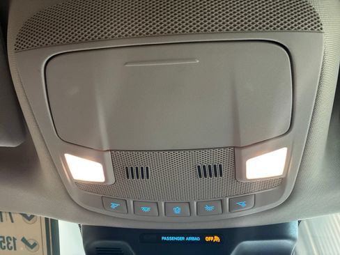 Used 2024 Ford Expedition XLT AWD/4WD image 35