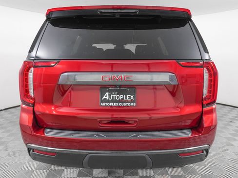 Used 2024 GMC Yukon AT4 image 7