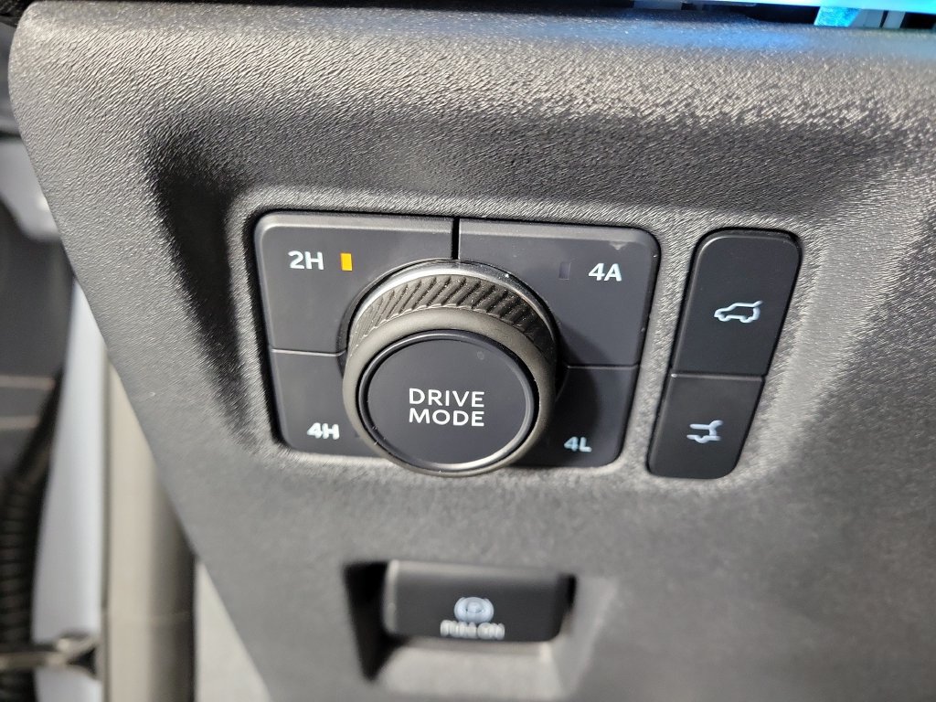 Used 2025 Ford Expedition King Ranch AWD/4WD image 32