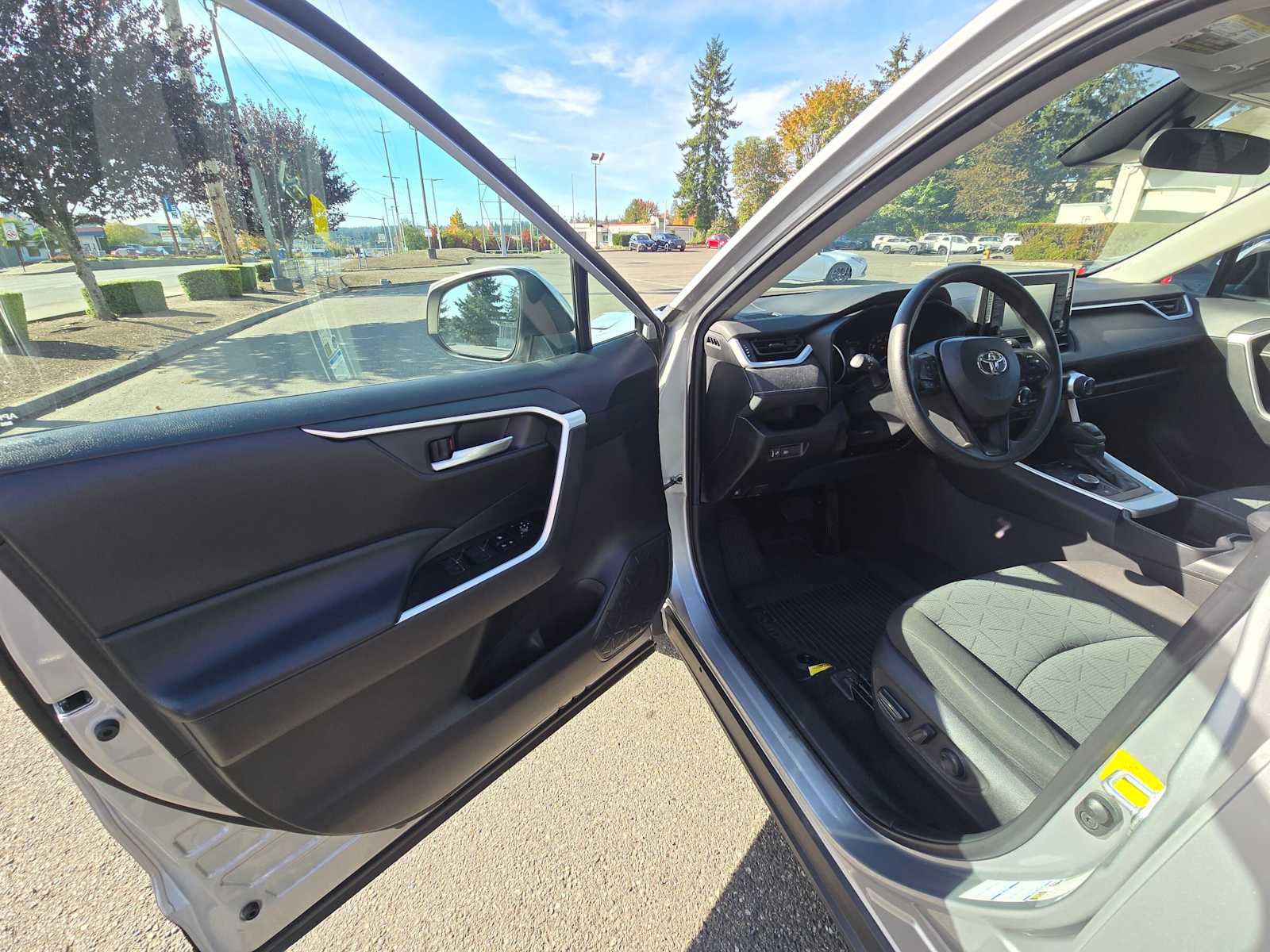 Certified 2022 Toyota RAV4 XLE AWD/4WD image 20