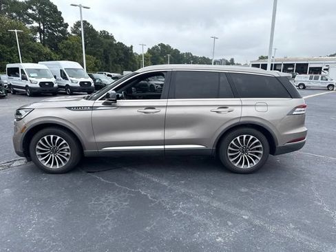 Used 2021 Lincoln Aviator Reserve w/ Equipment Group 201A RWD image 10