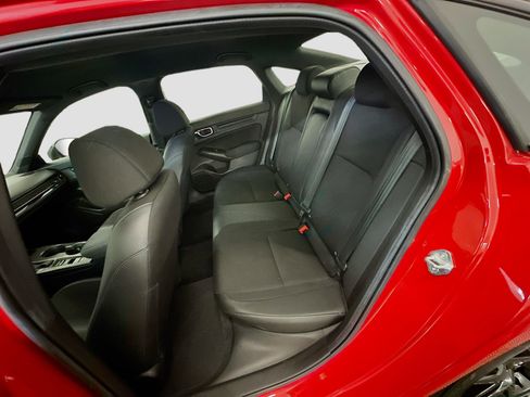 Used 2025 Honda Civic Sport image 28