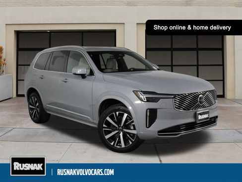 Used 2026 Volvo XC90 B5 Core image 1