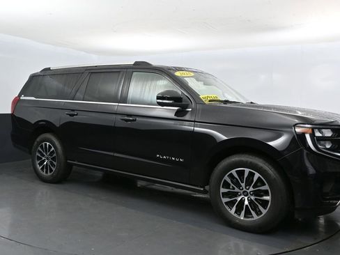 Used 2025 Ford Expedition Max Platinum AWD/4WD image 6