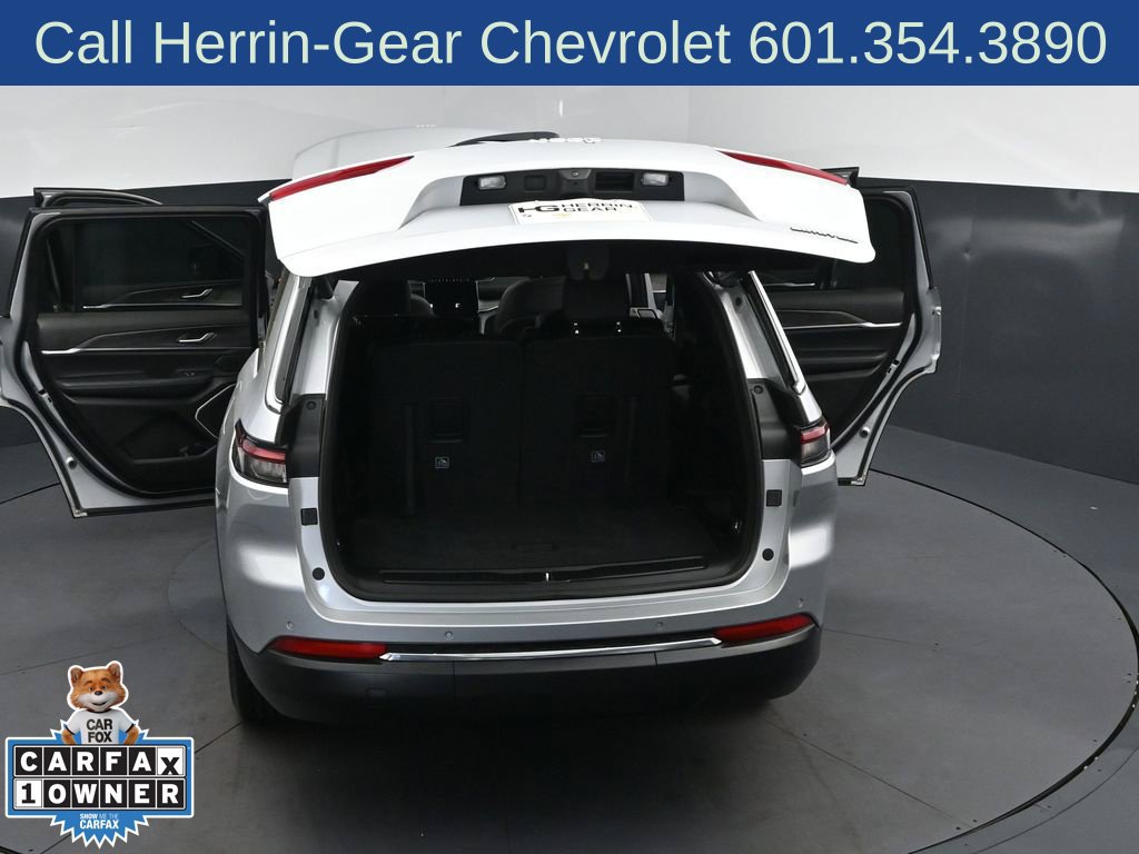 Used 2025 Jeep Grand Cherokee L Limited RWD image 48