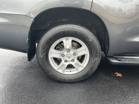 Used 2016 Toyota Sequoia SR5 image 34