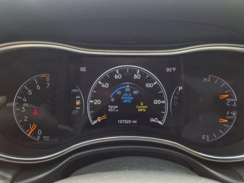 Used 2020 Jeep Grand Cherokee Limited AWD/4WD image 12