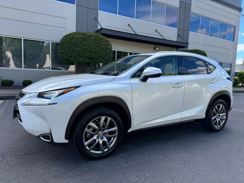 Used 2015 Lexus NX 200t AWD w/ Premium Package image 5